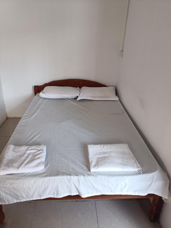 Good Luck Hostel Phnom Penh Dış mekan fotoğraf