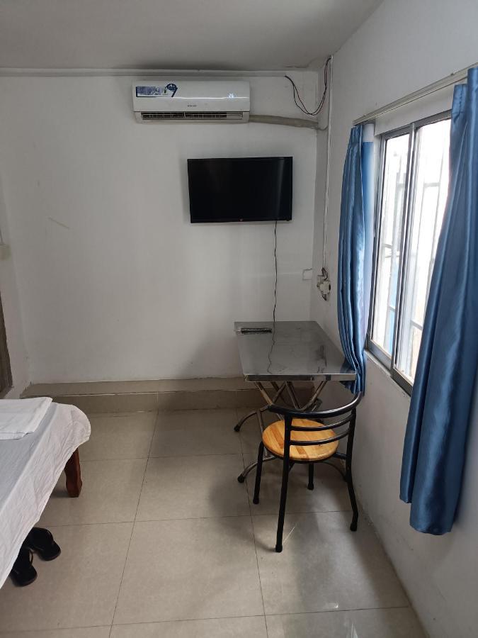 Good Luck Hostel Phnom Penh Dış mekan fotoğraf